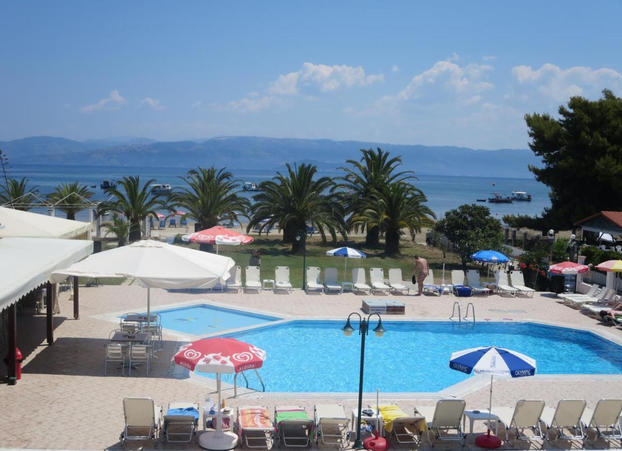 Umbrella Beach Apartments Кавос Екстер'єр фото